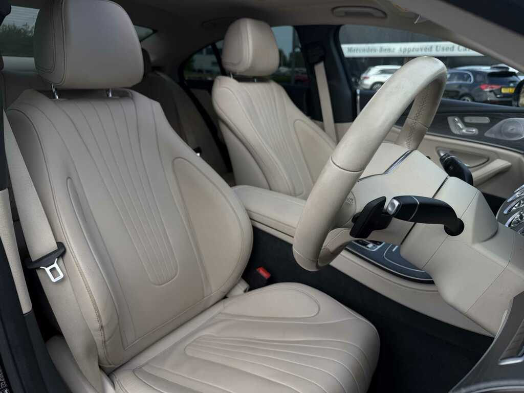Mercedes-Benz CLS Amg Line Grey #13