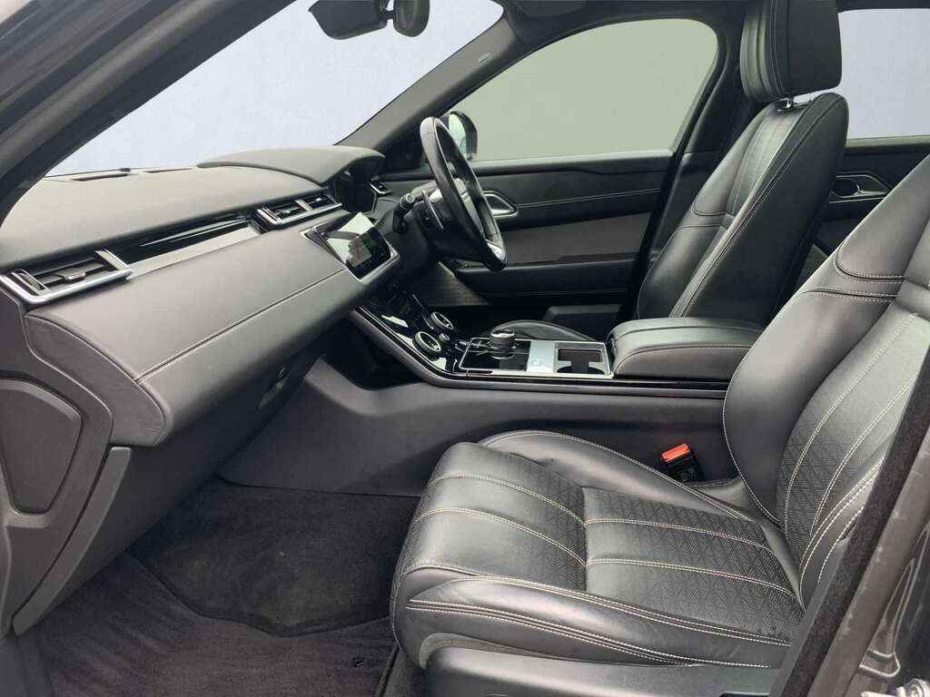 Land Rover Range Rover Velar 3.0 D300 R-dynamic Hse Grey #2