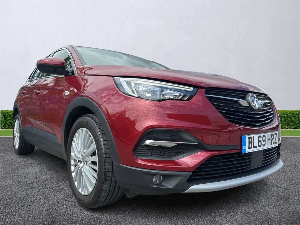 Vauxhall Grandland X 1.2 Turbo Business Edition Nav Red