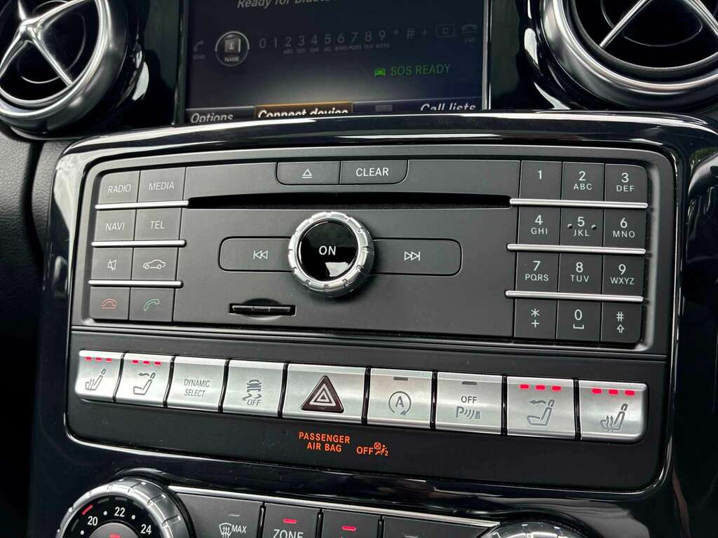 Mercedes-Benz SLC #26