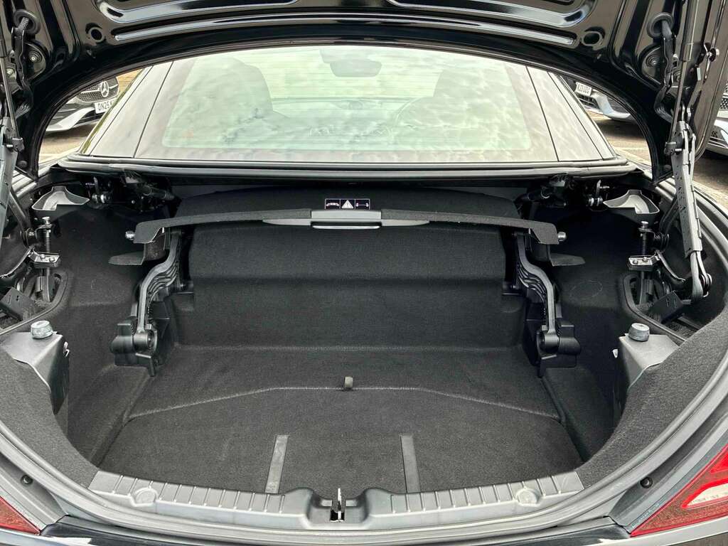 Mercedes-Benz SLC #16