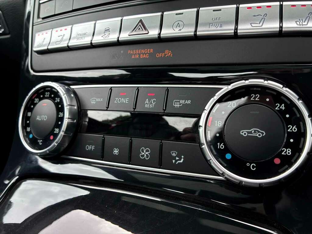 Mercedes-Benz SLC #27