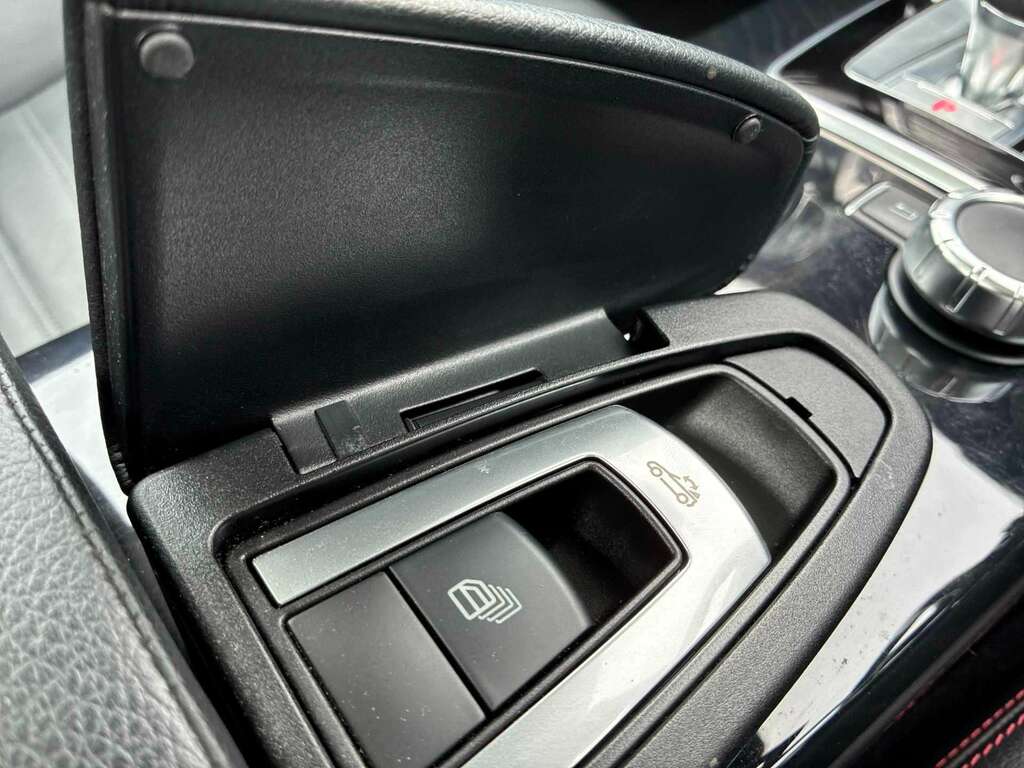 Mercedes-Benz SLC #15