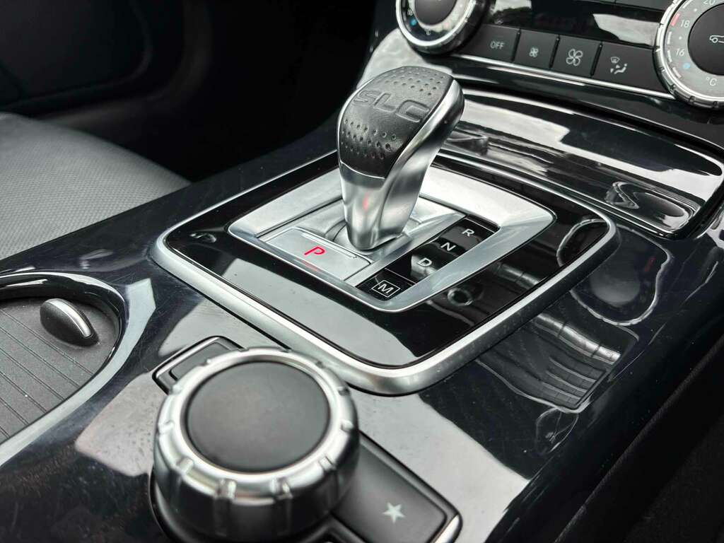 Mercedes-Benz SLC #29