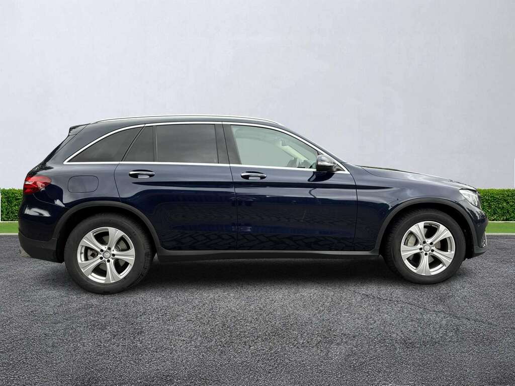 Mercedes-Benz GLC Class Glc 220D 4Matic Sport Premium 9G-tronic Blue #3