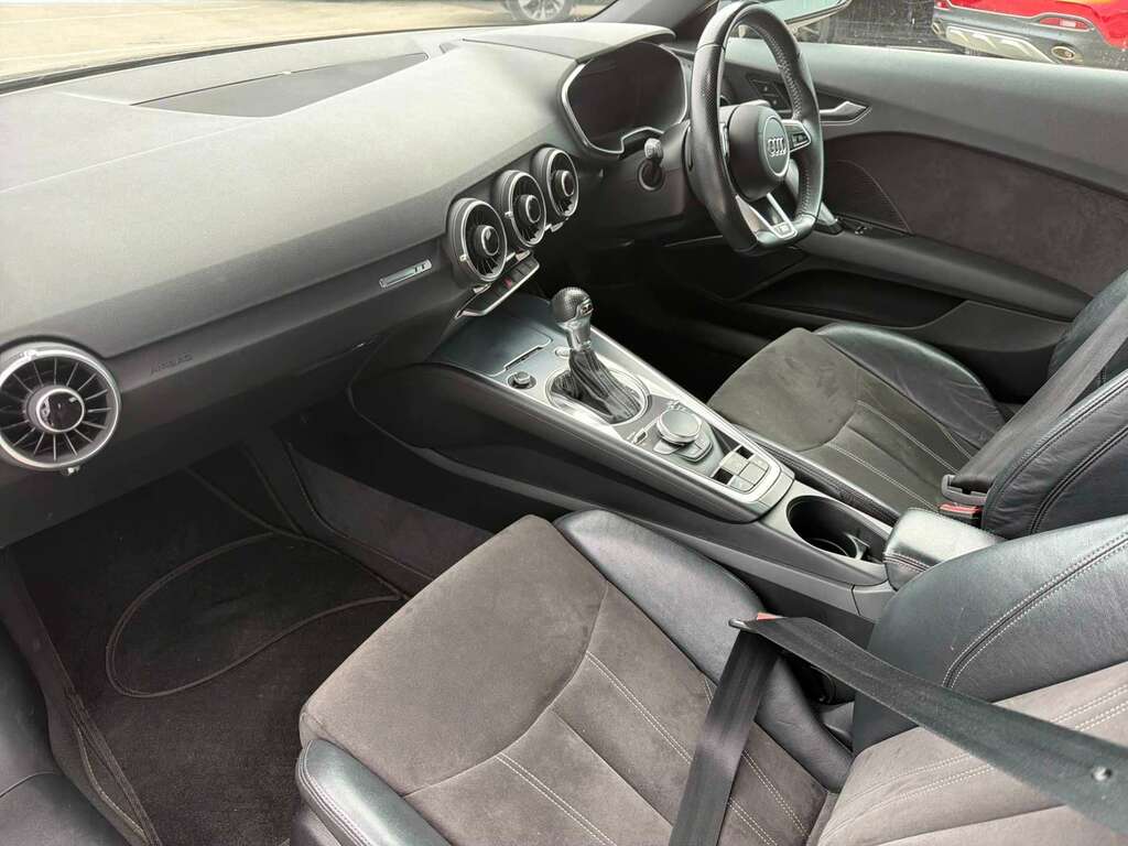 Audi TT 2.0T Fsi S Line S Tronic LG16CXD Black #6