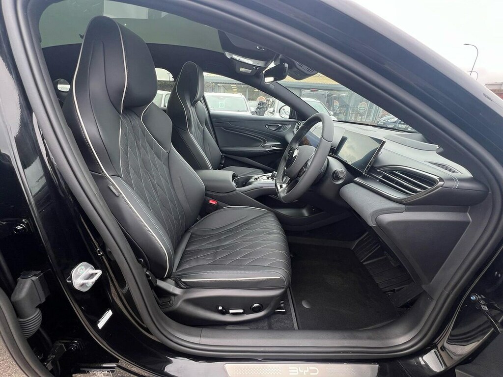 Byd Seal Seal 230Kw Design 83Kwh Saloon Black #31