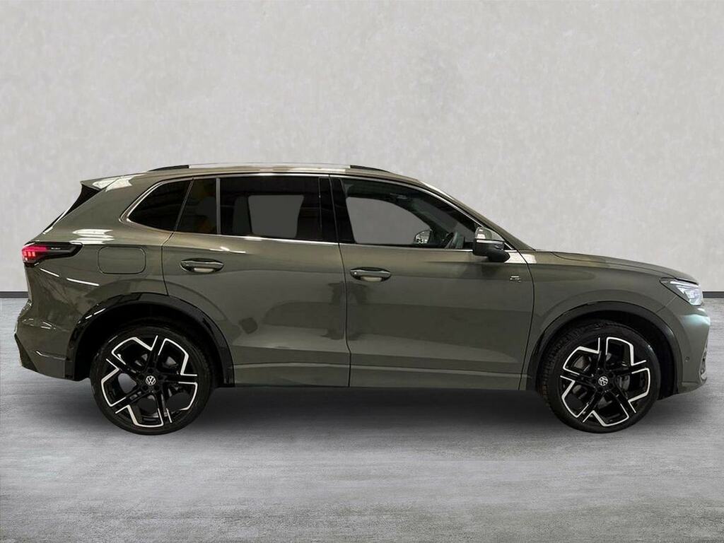 Volkswagen Tiguan 1.5 Tsi Ehybrid 19.7Kwh R-line Suv Plug KS75YFB Green #2