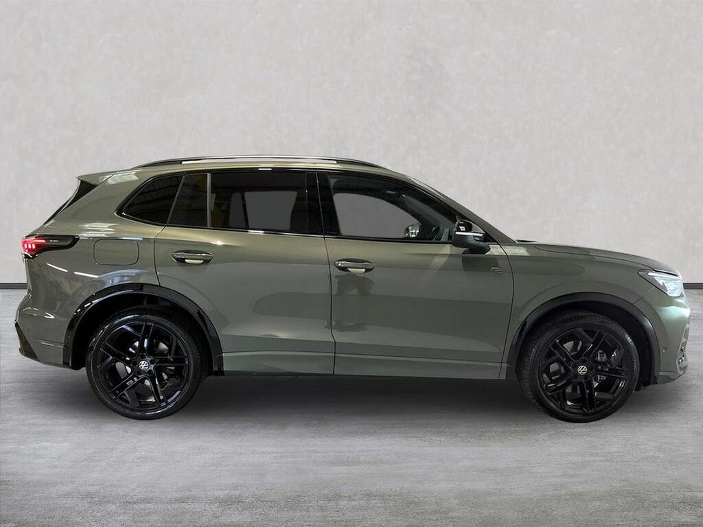 Volkswagen Tiguan 2.0 Tdi R-line Suv Dsg Euro 6 Ss 15 Green #3