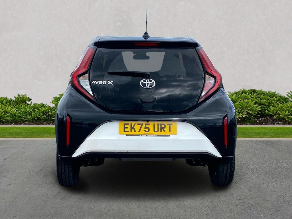 Toyota Aygo X 1.0 Vvt-i Edge Hatchback Euro 6 White #4