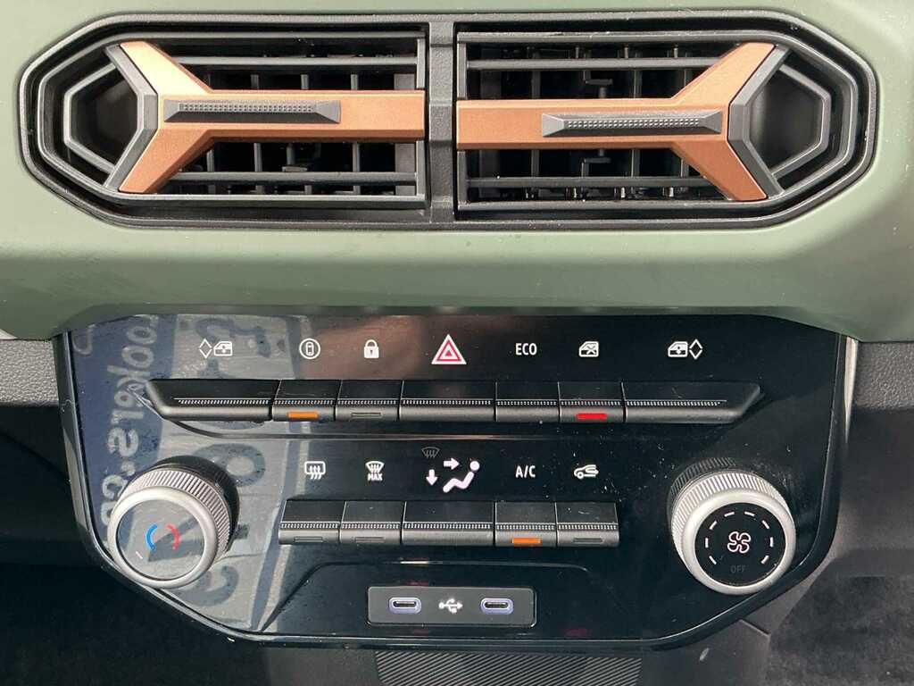 Dacia Spring 27Kwh Expression 65 48Kw Green #11
