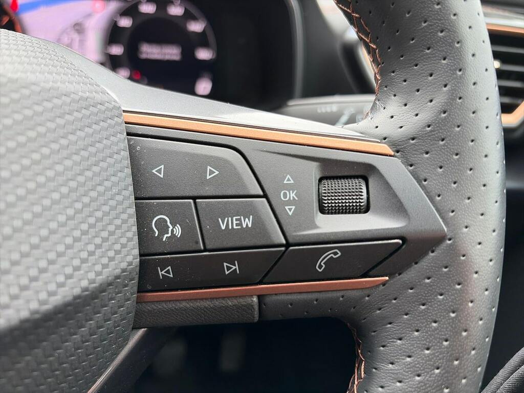 Cupra Leon 1.5 Ehybrid 25.8Kwh V1 Estate Plug In H Black #26