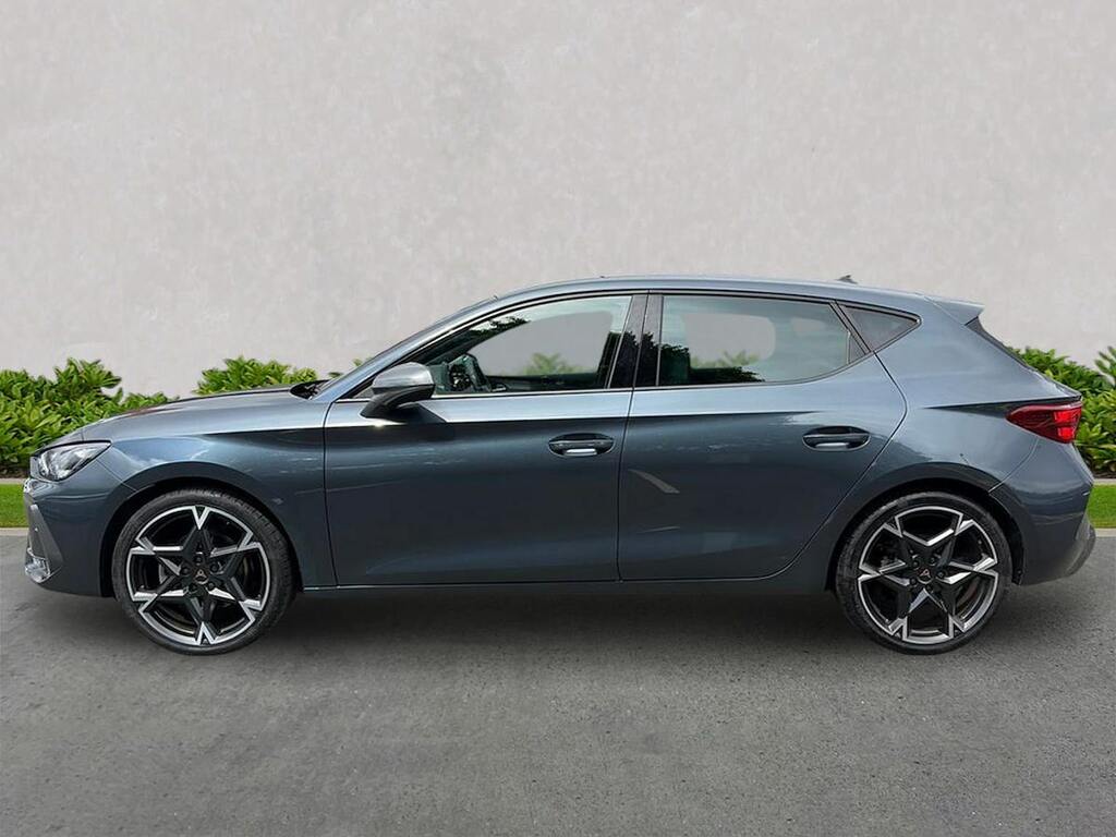 Cupra Leon 1.5 Ehybrid 25.8Kwh V1 Estate Plug In H Black #19