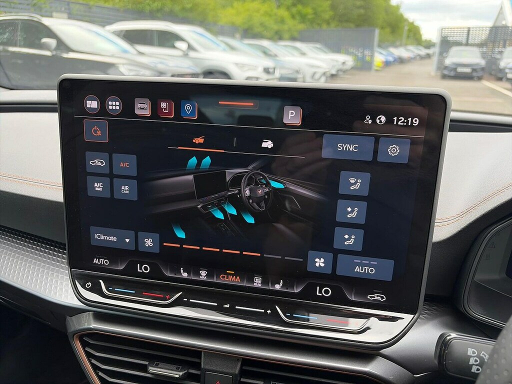 Cupra Leon 1.5 Ehybrid 25.8Kwh V1 Estate Plug In H Black #25