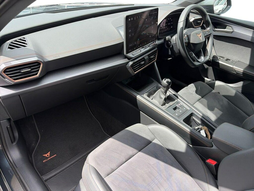 Cupra Leon 1.5 Ehybrid 25.8Kwh V1 Estate Plug In H Black #7