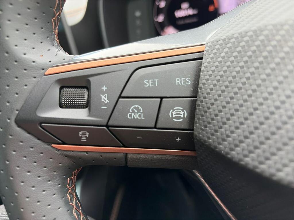 Cupra Leon 1.5 Ehybrid 25.8Kwh V1 Estate Plug In H Black #27