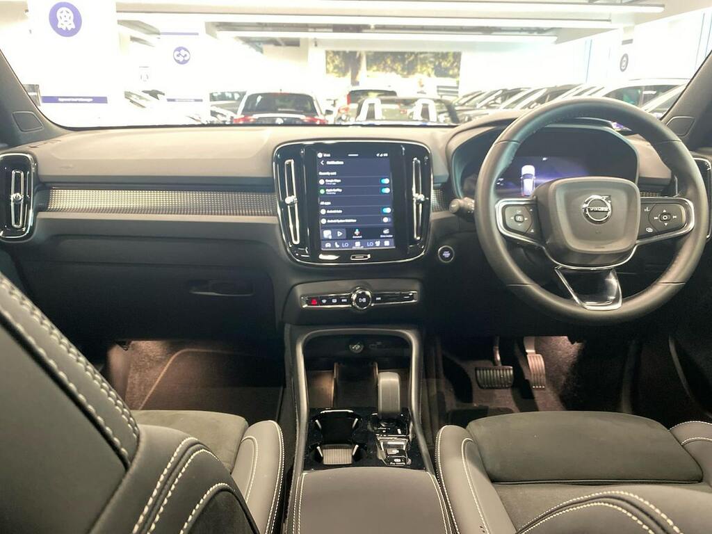 Volvo XC40 2.0 B4p Ultra Dark Blue #12
