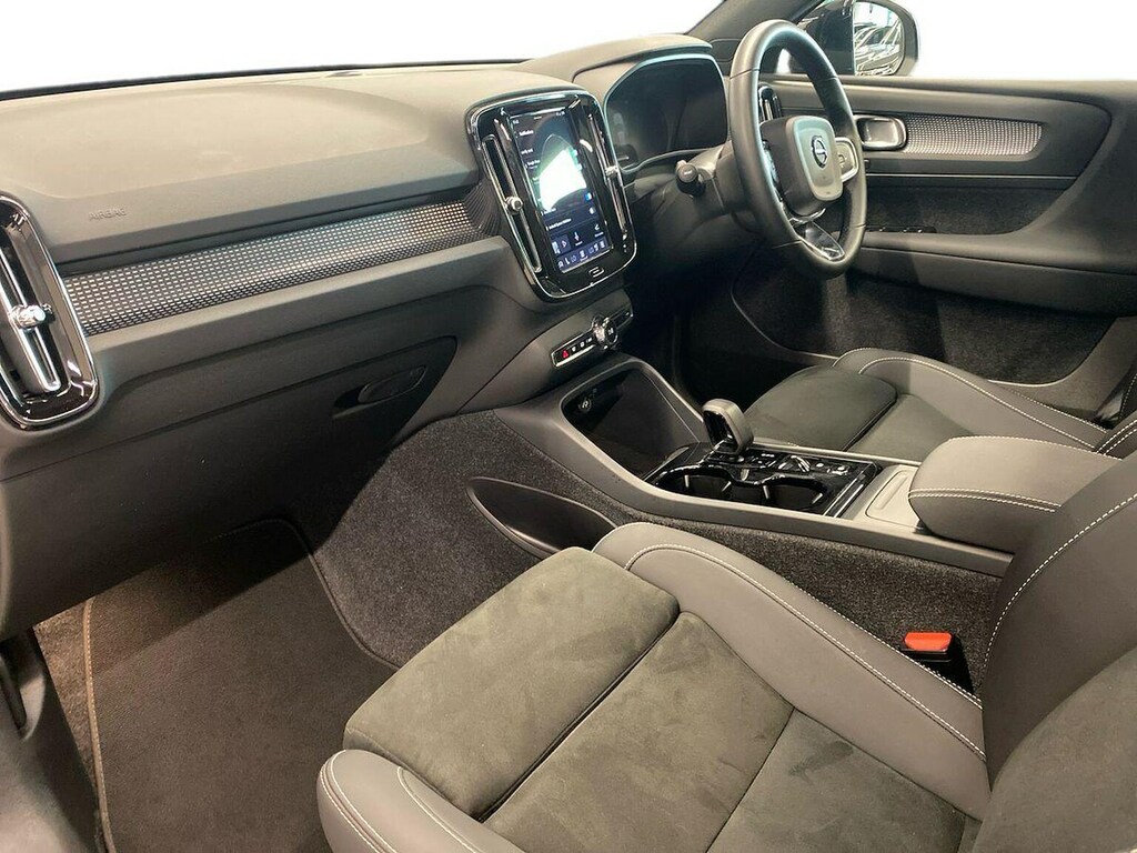 Volvo XC40 2.0 B4p Ultra Dark Blue #7