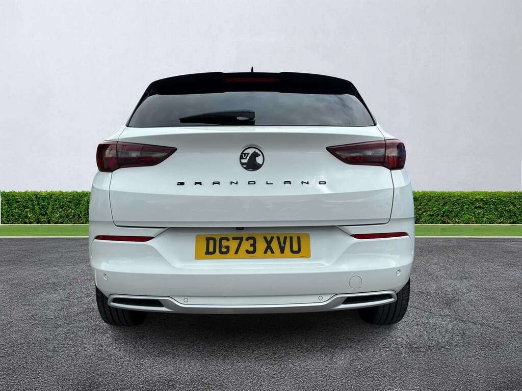 Vauxhall Grandland 1.2 Turbo Ultimate White #4