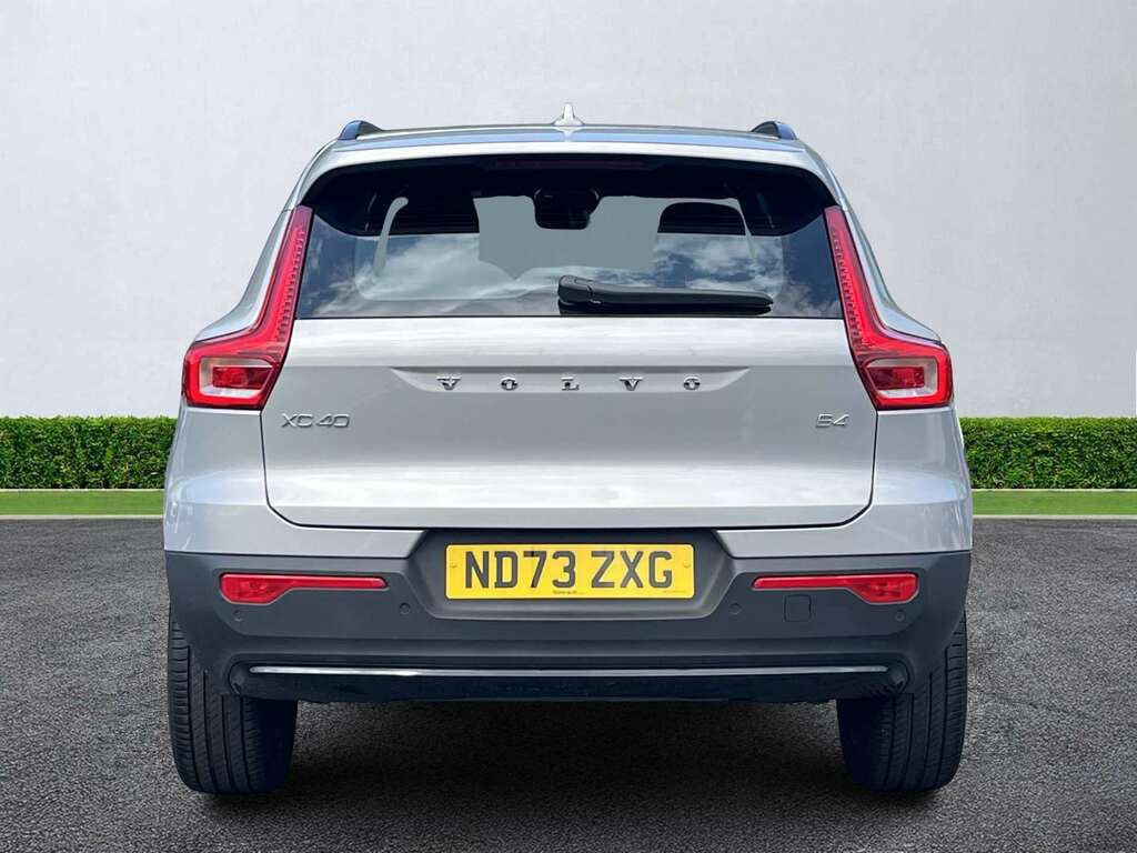 Volvo XC40 2.0 B4p Plus Dark Silver #5
