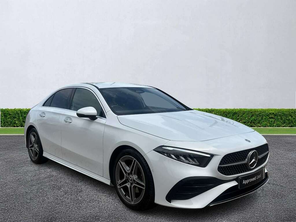 Mercedes-Benz A Class A180 Amg Line Executive White