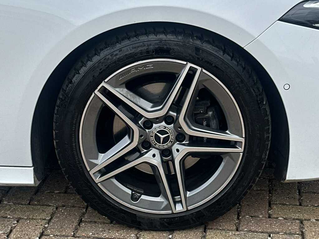 Mercedes-Benz A Class A180 Amg Line Executive White #6