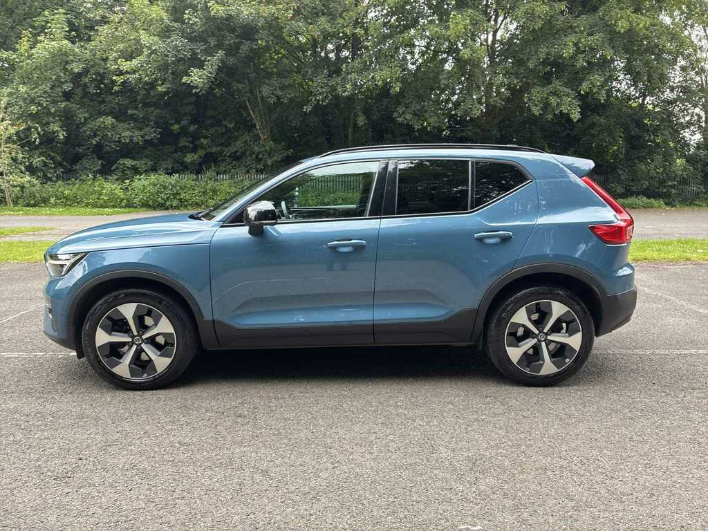 Volvo XC40 2.0 B4p Ultimate Dark Blue #4