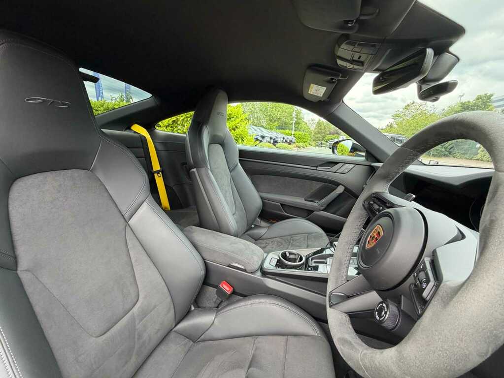 Porsche 911 911 Carrera Gts Green #23