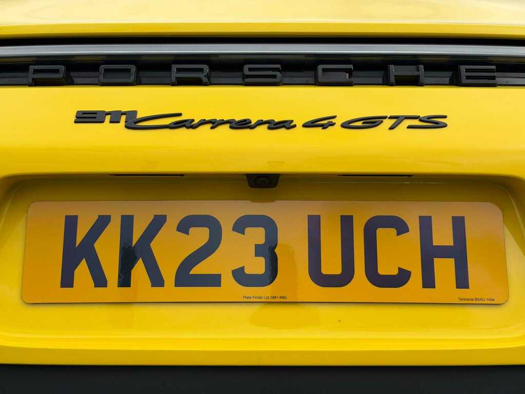 Porsche 911 911 Carrera Gts Green #19