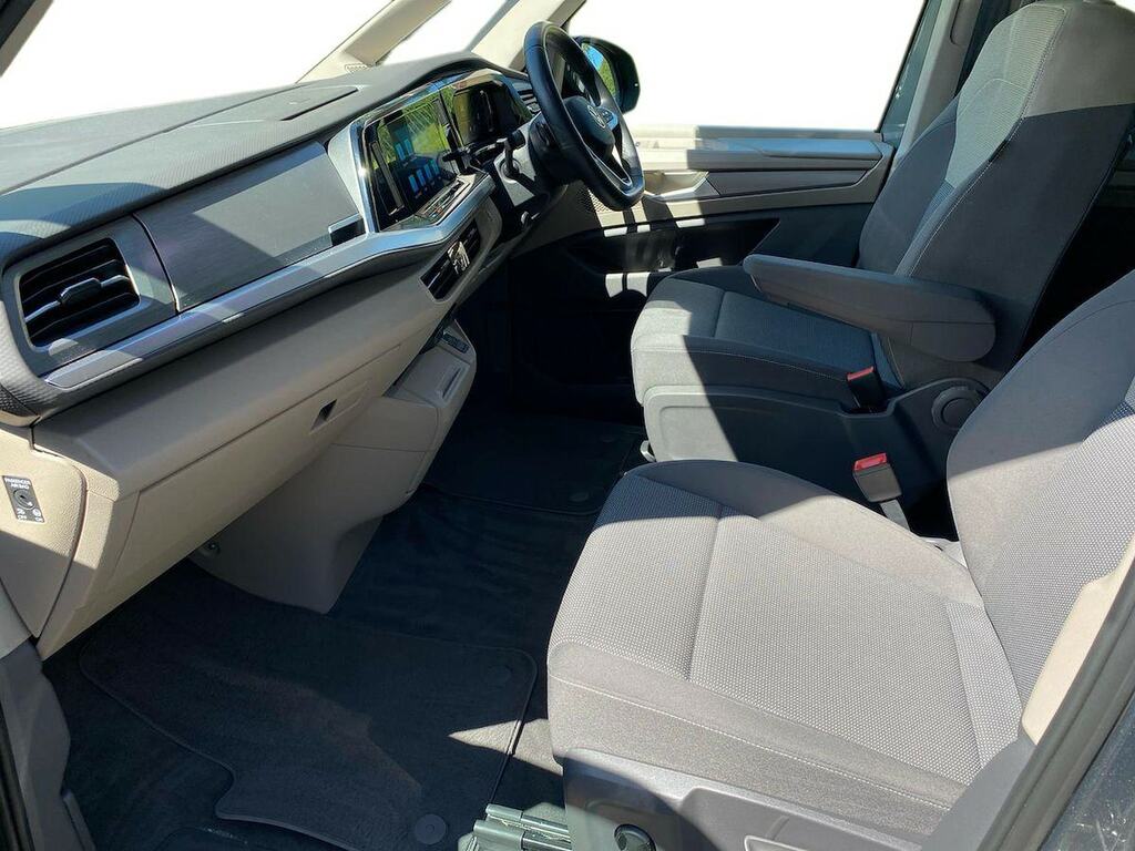 Volkswagen Multivan 2.0 Tdi Life Mpv Dsg Euro 6 Ss 150 Grey #2