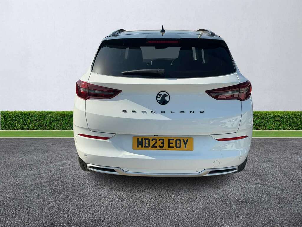 Vauxhall Grandland 1.2 Turbo Ultimate MD23EOY White #4