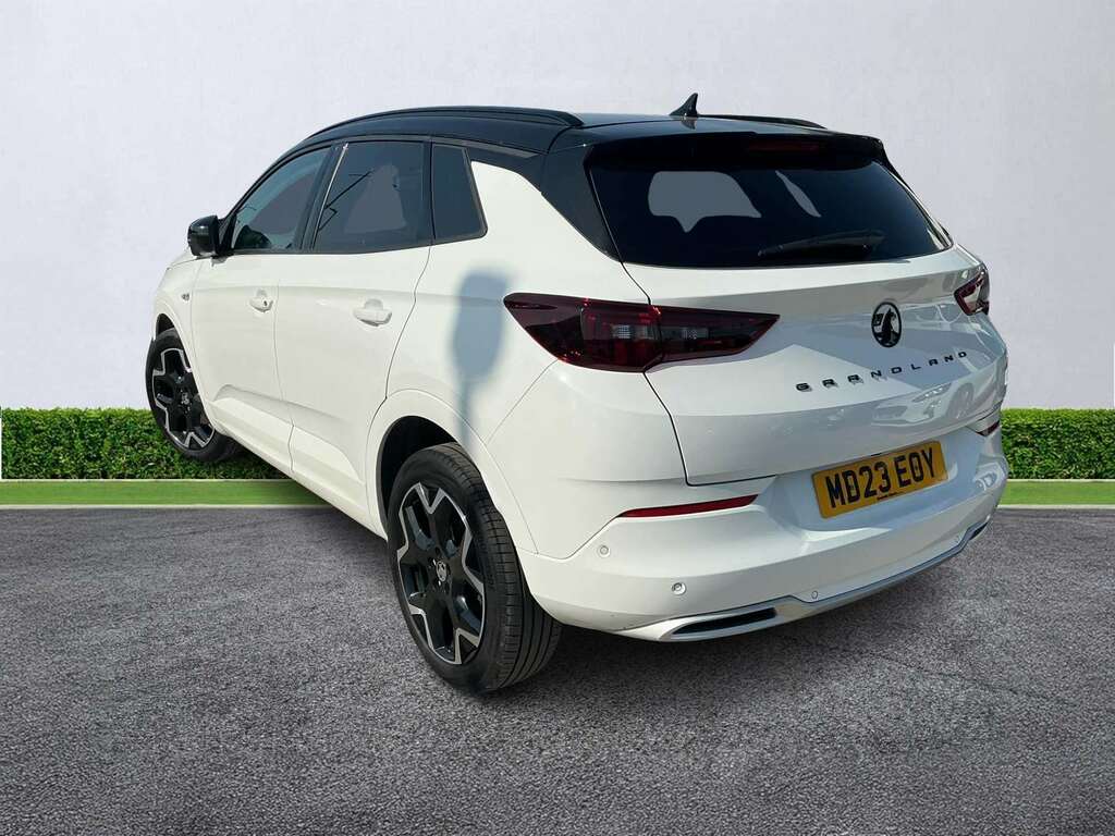 Vauxhall Grandland 1.2 Turbo Ultimate MD23EOY White #3