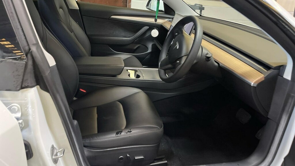 Tesla Model 3 Saloon Rwd 241 Bhp Black #11