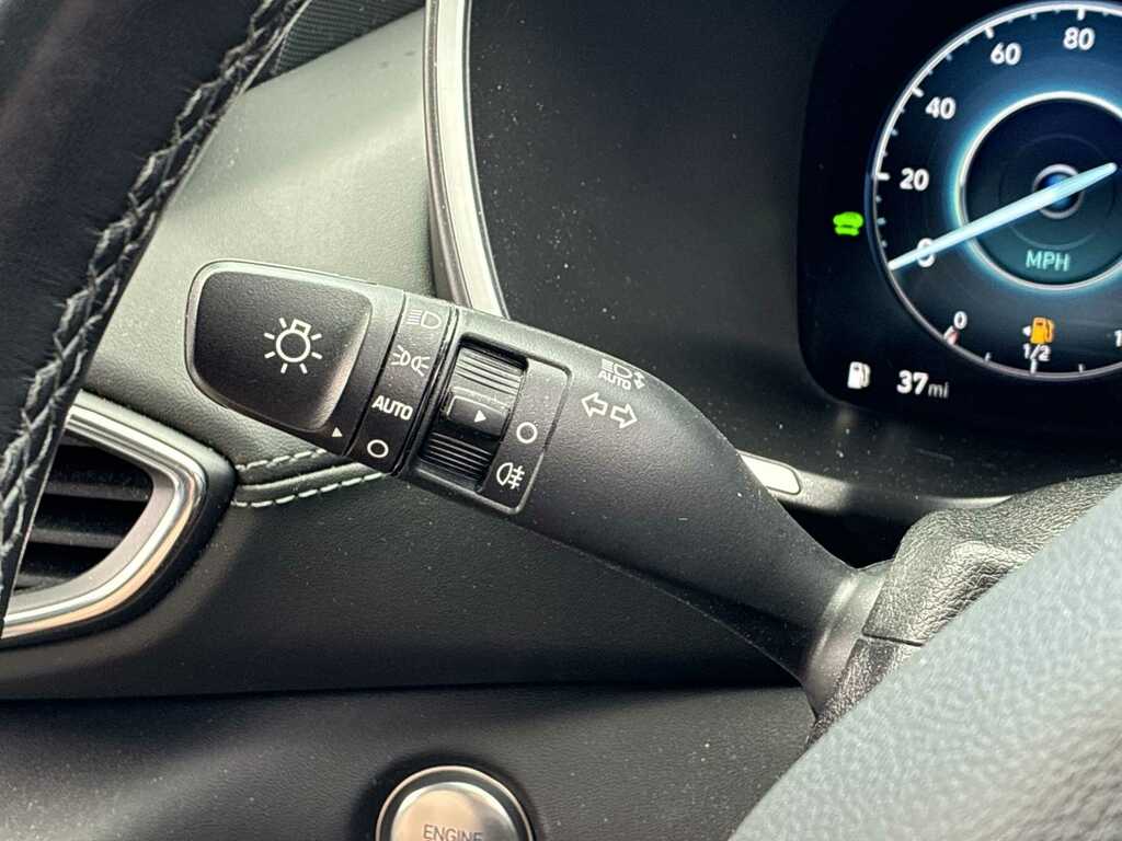 Hyundai Santa Fe Premium Black #25