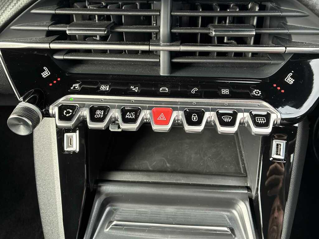 Peugeot 2008 2008 Gt Puretech Ss Black #11