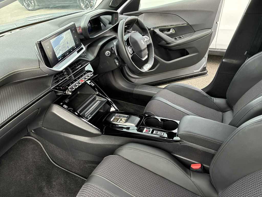 Peugeot 2008 2008 Gt Puretech Ss Black #7