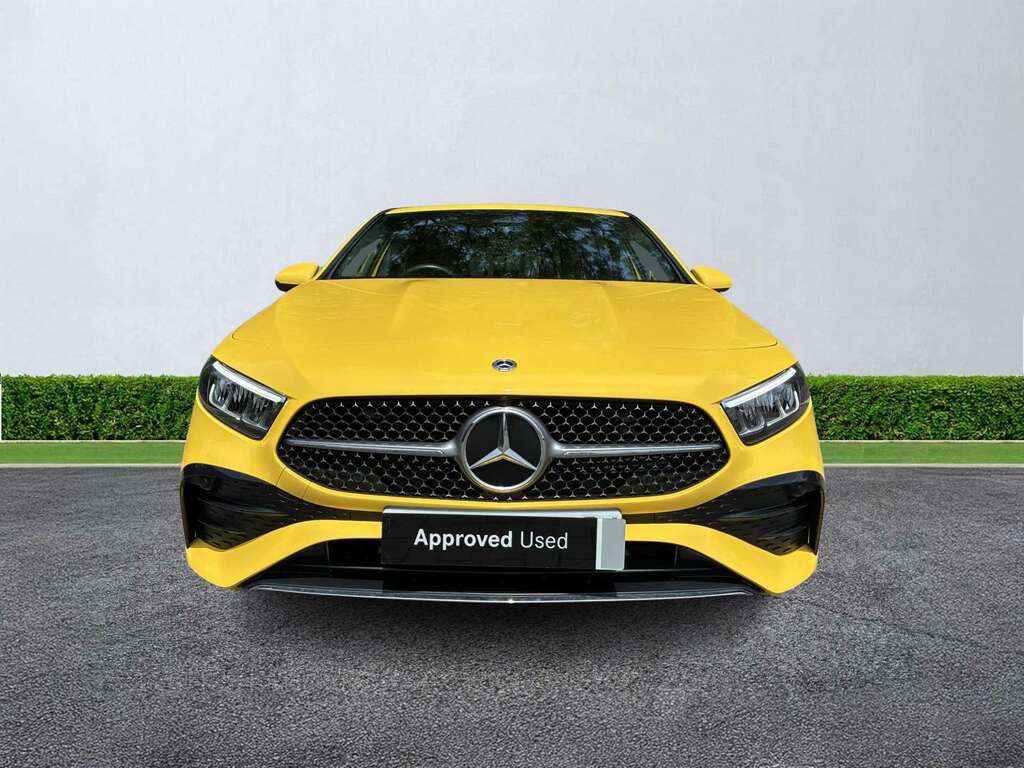 Mercedes-Benz A Class A200 Amg Line Executive VF23KXC Yellow #5
