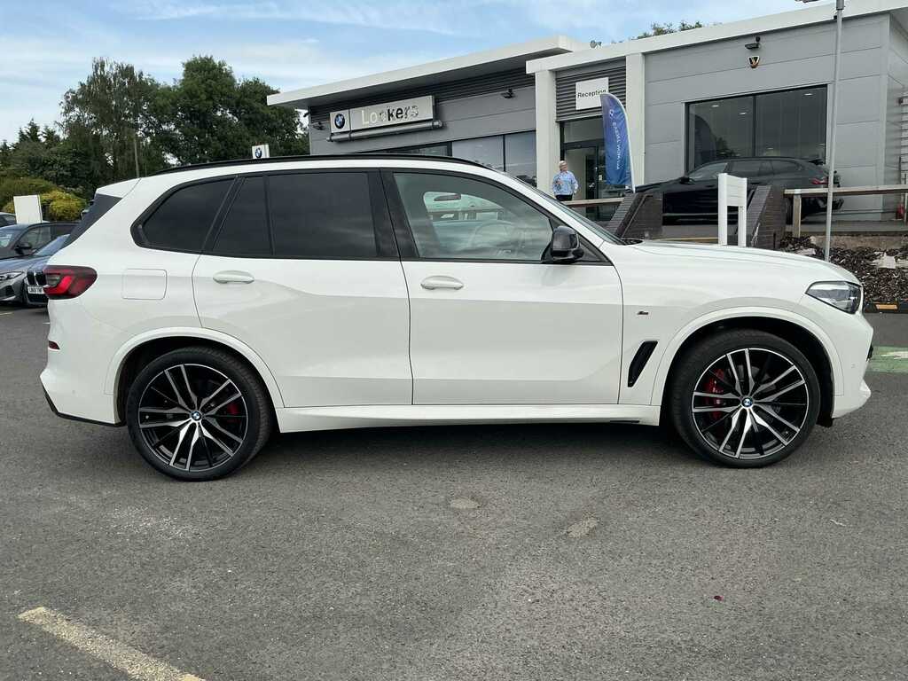 BMW X5 Xdrive30d Mht M Sport White #3