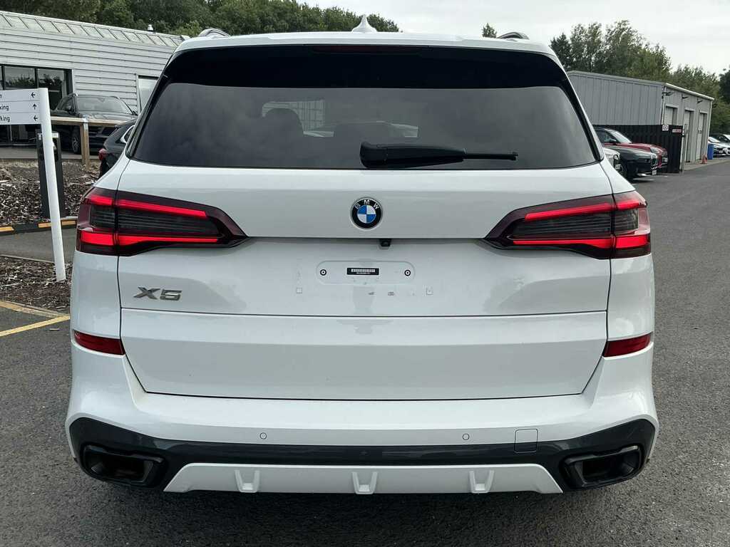 BMW X5 Xdrive30d Mht M Sport White #5