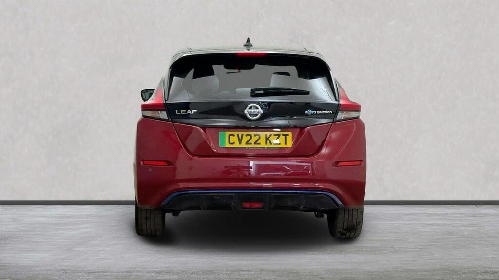Nissan Leaf 62Kwh E N-connecta Hatchback 2 Red #4