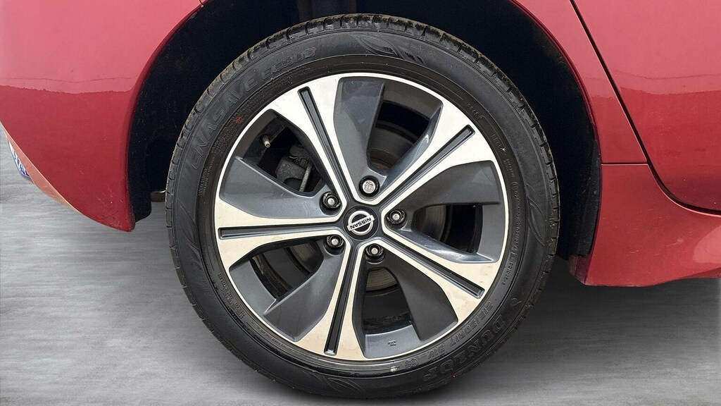 Nissan Leaf 62Kwh E N-connecta Hatchback 2 Red #5
