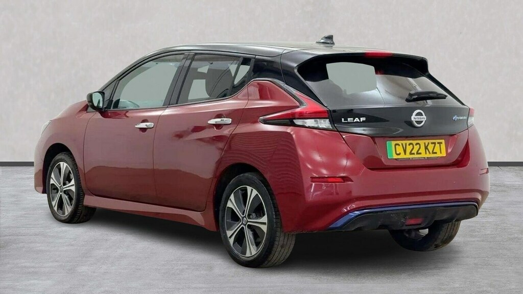Nissan Leaf 62Kwh E N-connecta Hatchback 2 Red #2