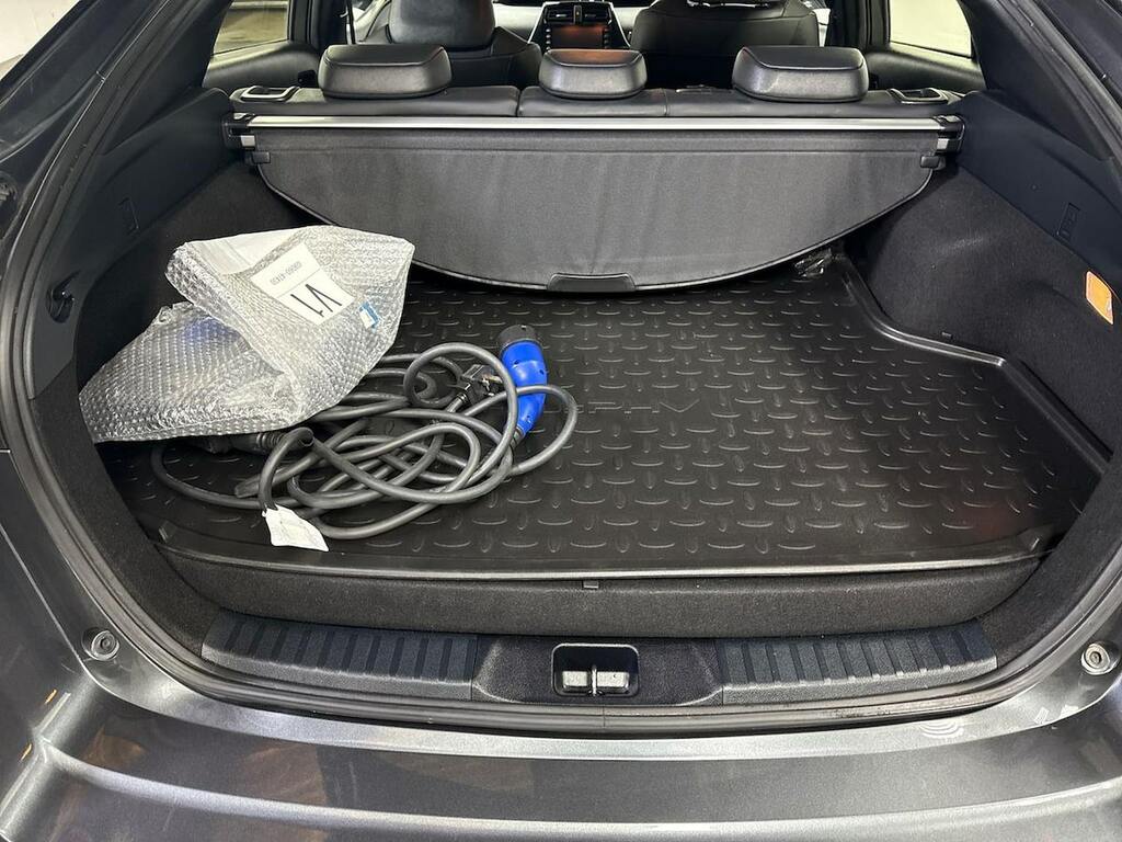 Toyota Prius 1.8 Vvti Excel Cvt Hatchback  #17
