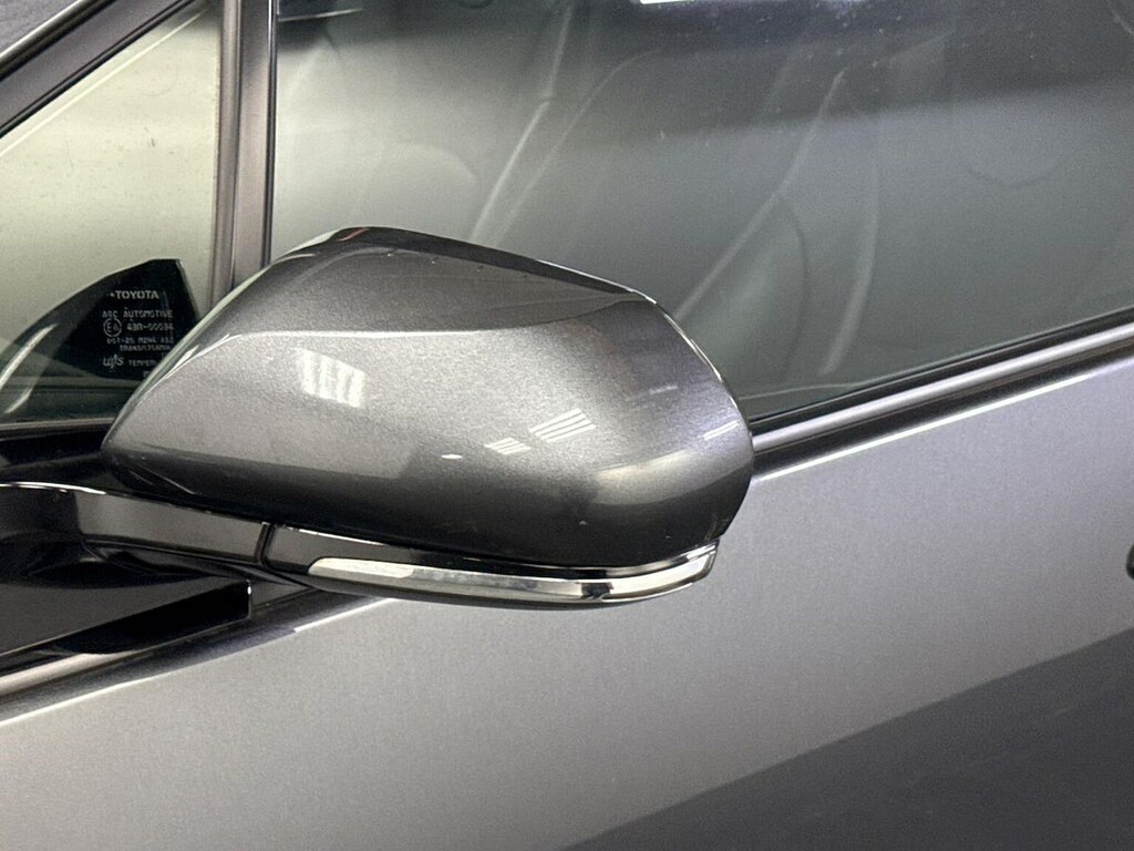 Toyota Prius 1.8 Vvti Excel Cvt Hatchback  #30