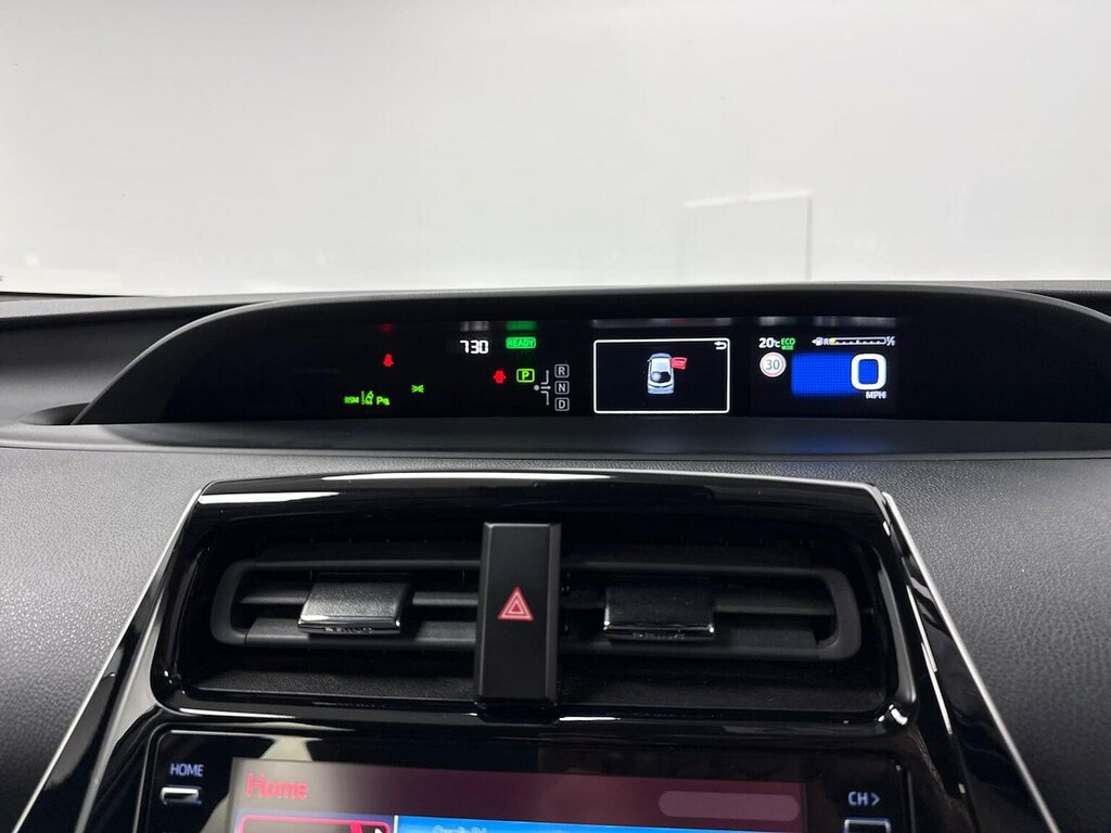 Toyota Prius 1.8 Vvti Excel Cvt Hatchback  #22