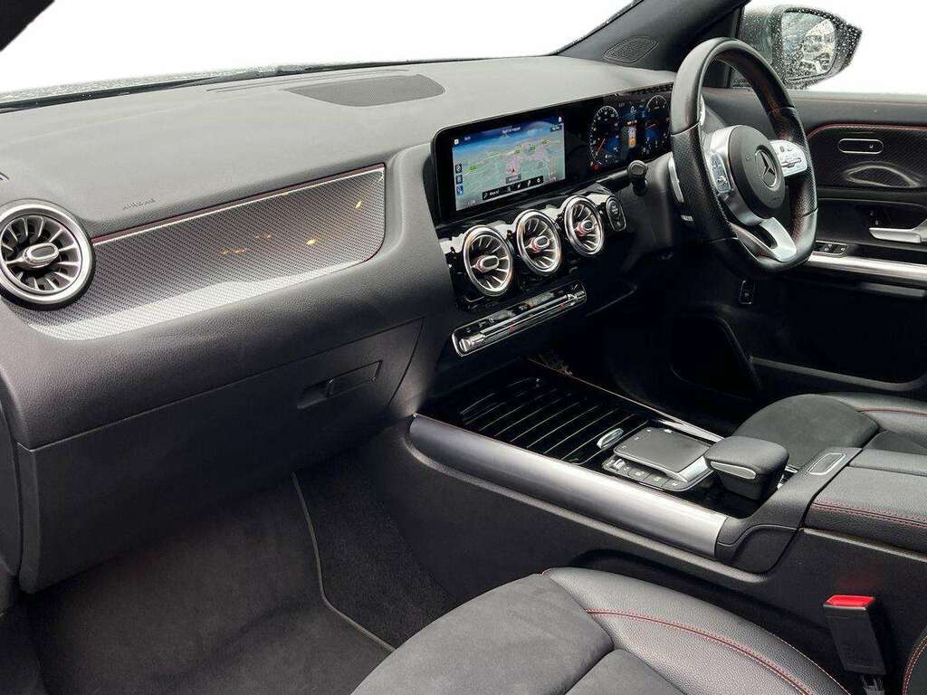 Mercedes-Benz GLA Class Gla 200 Sport Black #7