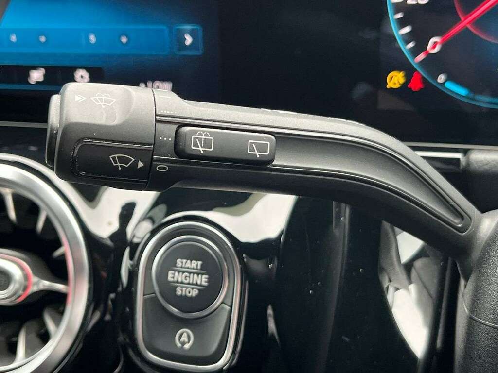Mercedes-Benz GLA Class Gla 200 Sport Black #28