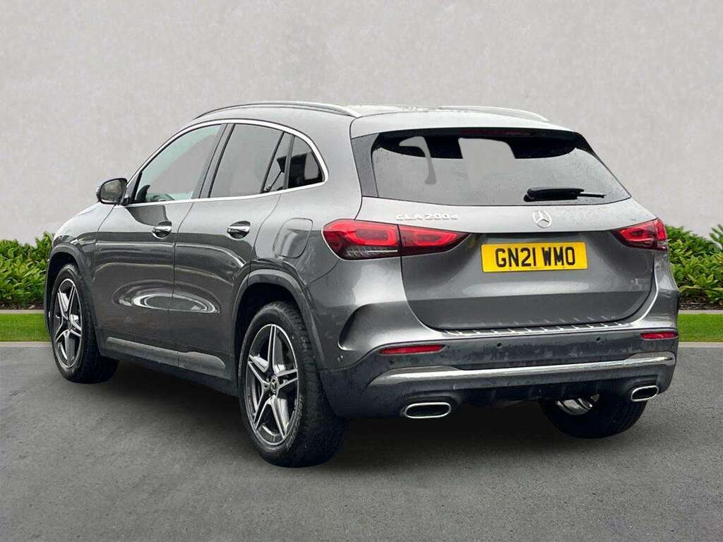 Mercedes-Benz GLA Class Gla 200D Amg Line Premium Grey #2