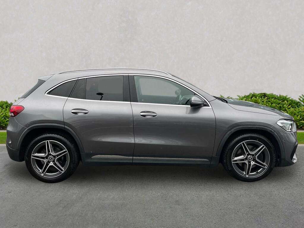 Mercedes-Benz GLA Class Gla 200D Amg Line Premium Grey #3
