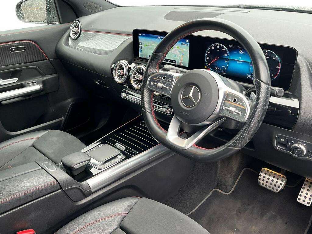 Mercedes-Benz GLA Class Gla 200 Sport Black #15